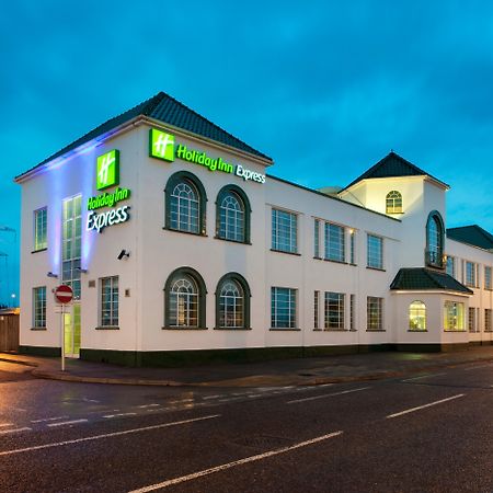 Holiday Inn Express London Chingford By Ihg Waltham Forest Exteriör bild